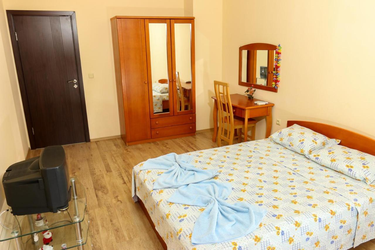 Complex Dreams Bmt Apartment