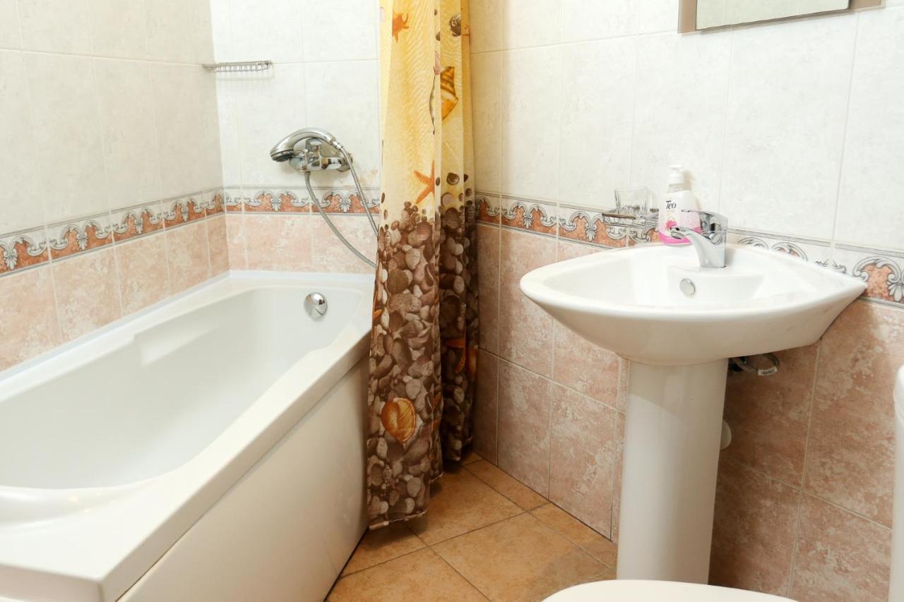 Complex Dreams Bmt Apartment